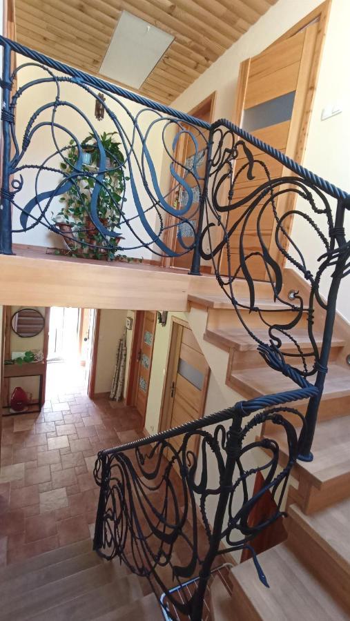 Zacisze Drwala Guest House Lutowiska Exterior photo
